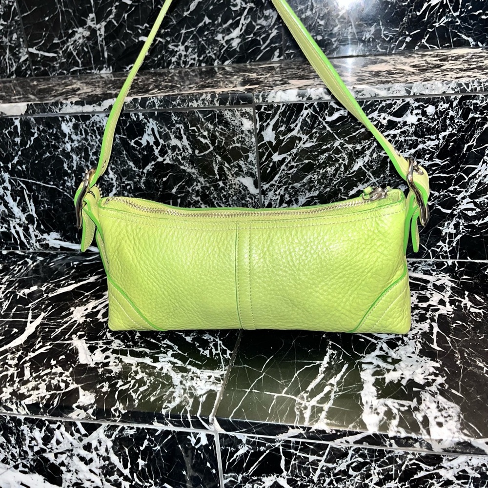 Coach y2k Baguette Lime Green Leather Shoulder Bag Sleek Design
